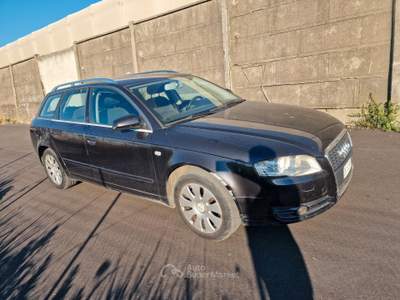 Audi A4 SW CAMBIO AUTOMATICO usata Torre Annunziata