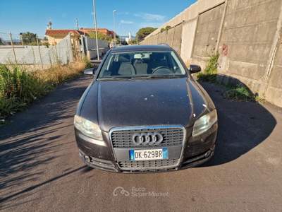 Audi A4 SW CAMBIO AUTOMATICO usata Torre Annunziata