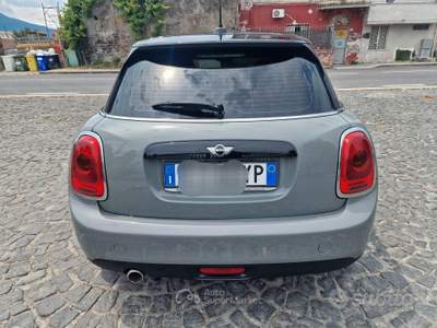 MINI Clubman 1.5 Cooper D cambio automatico usata Torre Annunziata