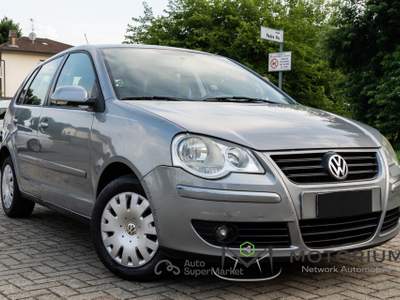 Volkswagen Polo 1.4 16V 75CV - 2006 Grigio usata Castiraga Vidardo Volkswagen Polo 1.4 16V 75CV - 2006 Grigio usata Castiraga Vidardo