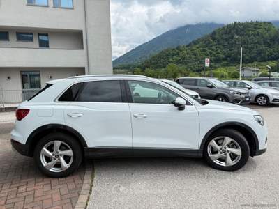 Audi Q3 Q3 SPB 40 TDI quattro S tr. Ident. Black Bianco usata CALDONAZZO