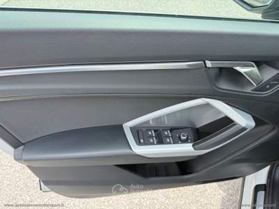 Audi Q3 Q3 SPB 40 TDI quattro S tr. Ident. Black Bianco usata CALDONAZZO