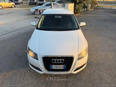 Audi A3 A3 1.6 TDI 90 CV CR FAP Ambiente usata Cervia