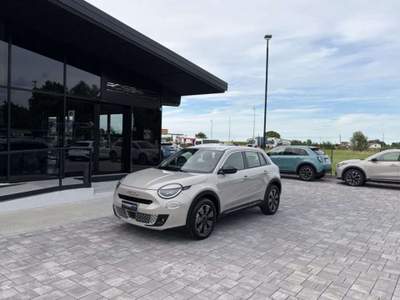 Fiat 600 Hybrid 145 CV DCT FULL PACK STYLE CONFORT Beige usata Russi Fiat 600 Hybrid 145 CV DCT FULL PACK STYLE CONFORT Beige usata Russi