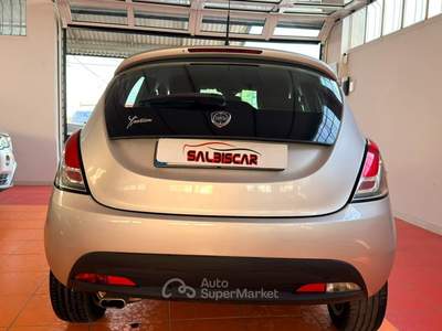 Lancia Ypsilon 5 porte S&S Gold Grigio usata Vercelli