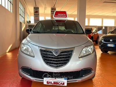 Lancia Ypsilon 5 porte S&S Gold Grigio usata Vercelli