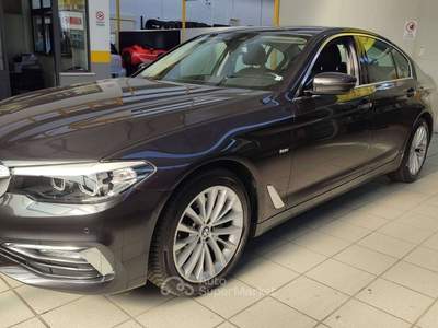 BMW Serie 5 520d 520 520d xdrive Luxury auto Berlina Grigio usata Villafranca di Verona