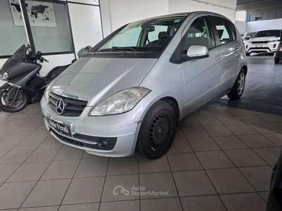 Mercedes-Benz Classe A Classe A - W/C 169 cdi Executive auto Argento usata Cernusco sul Naviglio