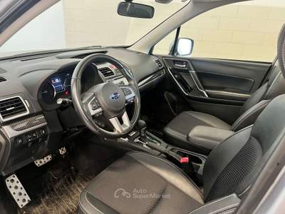 Subaru Forester Forester IV 2015 2.0i Style lineartronic + GANCIO TRAINO Argento usata MONTIRONE