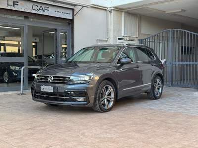 Volkswagen Tiguan SCR DSG 4MOTION Advanced BMT R-LINE 150 cv Grigio usata SANTERAMO IN COLLE
