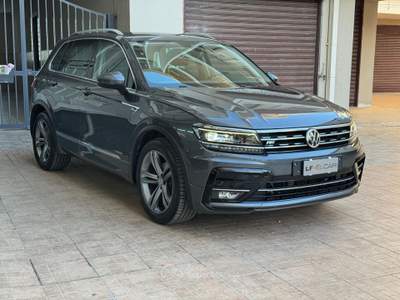 Volkswagen Tiguan SCR DSG 4MOTION Advanced BMT R-LINE 150 cv Grigio usata SANTERAMO IN COLLE