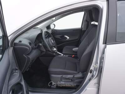 Toyota Yaris Miglior prezzo garantito e consegna in pochi giorni Grigio usata Reggio nell'Emilia