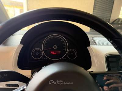 Volkswagen up! Bellissima per neopatentati usata Novara