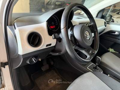 Volkswagen up! Bellissima per neopatentati usata Novara