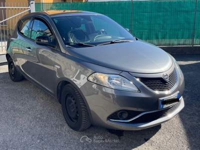 Lancia Ypsilon Ottime condizioni Grigio usata Nibionno