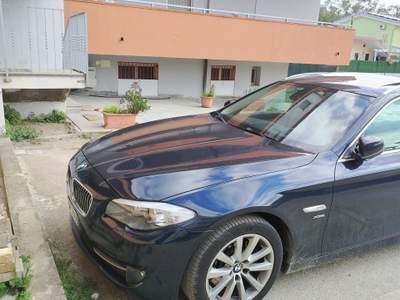 BMW Serie 5 525d Macchina tenuta bene Blu/Azzurro usata Sellia marina