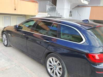 BMW Serie 5 525d Macchina tenuta bene Blu/Azzurro usata Sellia marina