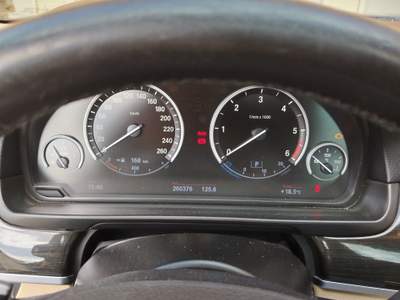 BMW Serie 5 525d Macchina tenuta bene Blu/Azzurro usata Sellia marina