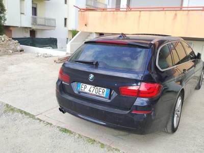 BMW Serie 5 525d Macchina tenuta bene Blu/Azzurro usata Sellia marina
