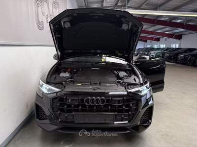 Audi Q8 50TDI*286cv*QUATTRO*S-LINE*HEAD-UP*TETTO*SOFTCL.*B&O*23"*MATRIX* Nero usata ARICCIA
