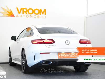 Mercedes-Benz Classe E E 220 d Auto Premium Plus Bianco usata Chilivani