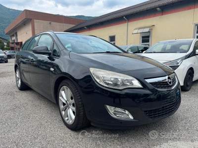 Opel Astra Sports Tourer Cosmo usata Omegna