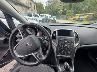 Opel Astra Sports Tourer Cosmo usata Omegna