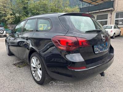 Opel Astra Sports Tourer Cosmo usata Omegna