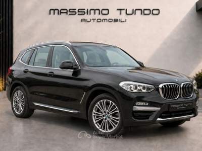 BMW X3 X3 xDrive20d Luxury Nero usata Casarano