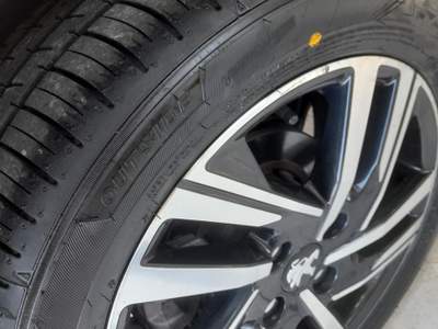 Peugeot 208 cv usata Riccione