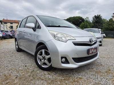 Toyota Verso-S  1.4d Active mt usata Agliana