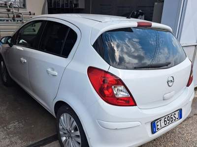 Opel Corsa porte Edition usata San Secondo di Pinerolo