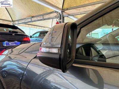 BMW Serie 1 118d 118d 5p. Business Advantage Grigio usata Sant'Anastasia