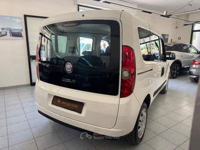 Fiat Doblò 1.6 Mjt 16V Emotion Bianco usata Andria