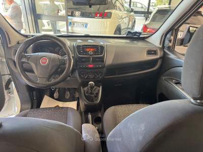 Fiat Doblò 1.6 Mjt 16V Emotion Bianco usata Andria