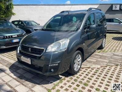 Peugeot Partner BlueHDi 100 Outdoor Grigio usata Afragola Peugeot Partner BlueHDi 100 Outdoor Grigio usata Afragola