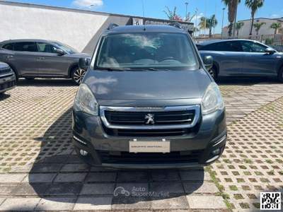 Peugeot Partner BlueHDi 100 Outdoor Grigio usata Afragola