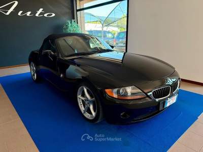 BMW Z4 2.2i Roadster Nero usata Ponte di Piave