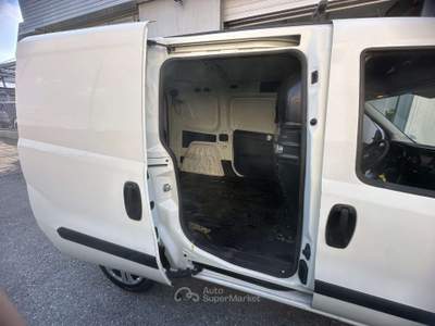 Fiat Doblò 1.6 MJT 105CV 3 POSTI Furgone Bianco usata Ozzano dell'Emilia