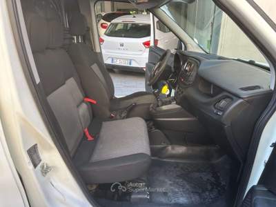 Fiat Doblò 1.6 MJT 105CV 3 POSTI Furgone Bianco usata Ozzano dell'Emilia