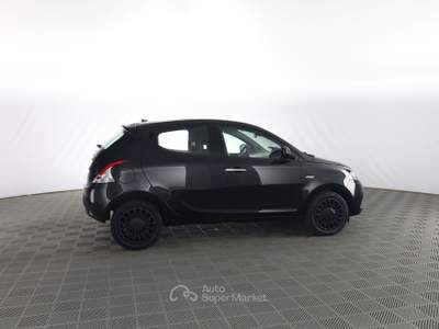 Lancia Ypsilon Ypsilon 1.0 FireFly 5 porte S&S Hybrid Silver Nero usata Verona