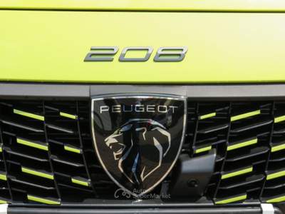 Peugeot 208 Hybrid 110 e-DCS6 Allure VISION & NAVI PACK + ACCESS PACK Giallo usata Seregno