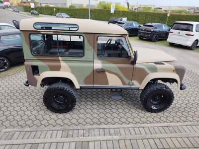 Land Rover Defender Defender 90 Benzina Verde usata Prevalle