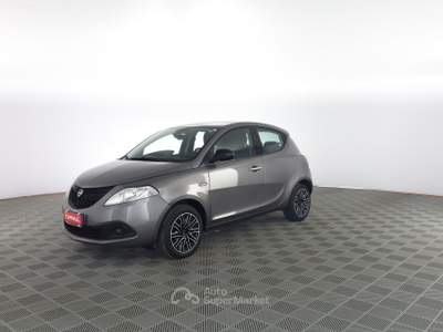 Lancia Ypsilon Ypsilon 1.0 FireFly 5 porte S&S Hybrid Silver Grigio usata Verona