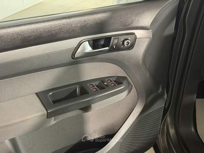 Volkswagen Touran 1.6 TDI 105CV Comfortline Grigio usata Lonato del Garda