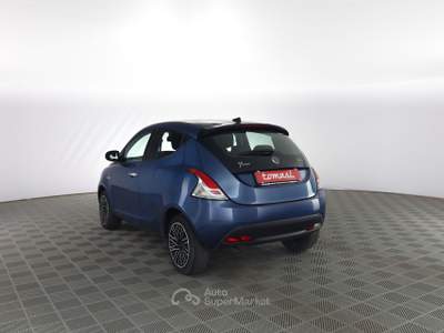 Lancia Ypsilon Ypsilon 1.0 FireFly 5 porte S&S Hybrid Silver Blu/Azzurro usata Verona