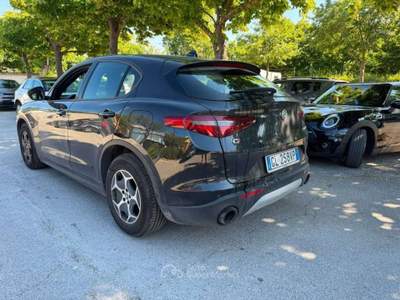 Alfa Romeo Stelvio 2.2 Turbodiesel 190 CV AT8 Q4 Super Business Nero usata Senigallia