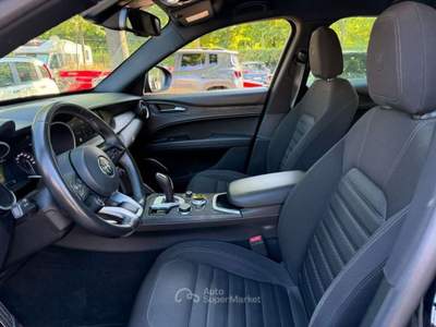 Alfa Romeo Stelvio 2.2 Turbodiesel 190 CV AT8 Q4 Super Business Nero usata Senigallia