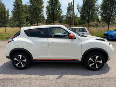 Nissan Juke 1.6 CVT Business Bianco usata Segrate