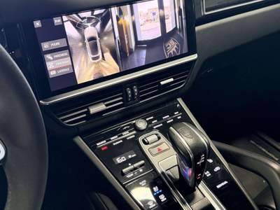 Porsche Cayenne Coupe 3.0 e-hybrid sportdesign Argento usata Curti